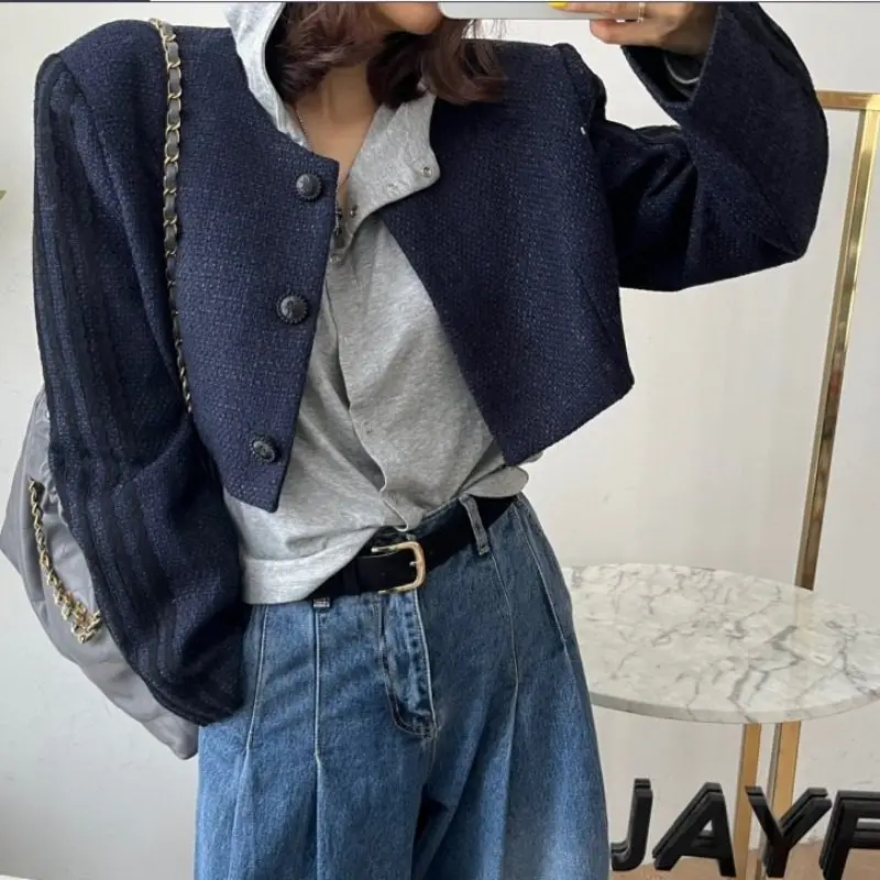 Dongda Gate Spring 2026 Women's Faion ort Single-Buttoned irt Sexy Chic Sle Luxury Light Polyester Fiber Long Sve
Dongda Gate Spring 2026 Women's Faion ort Single-Buttoned irt Sexy Chic Sle Luxury Light Polyester Fiber Long Sve