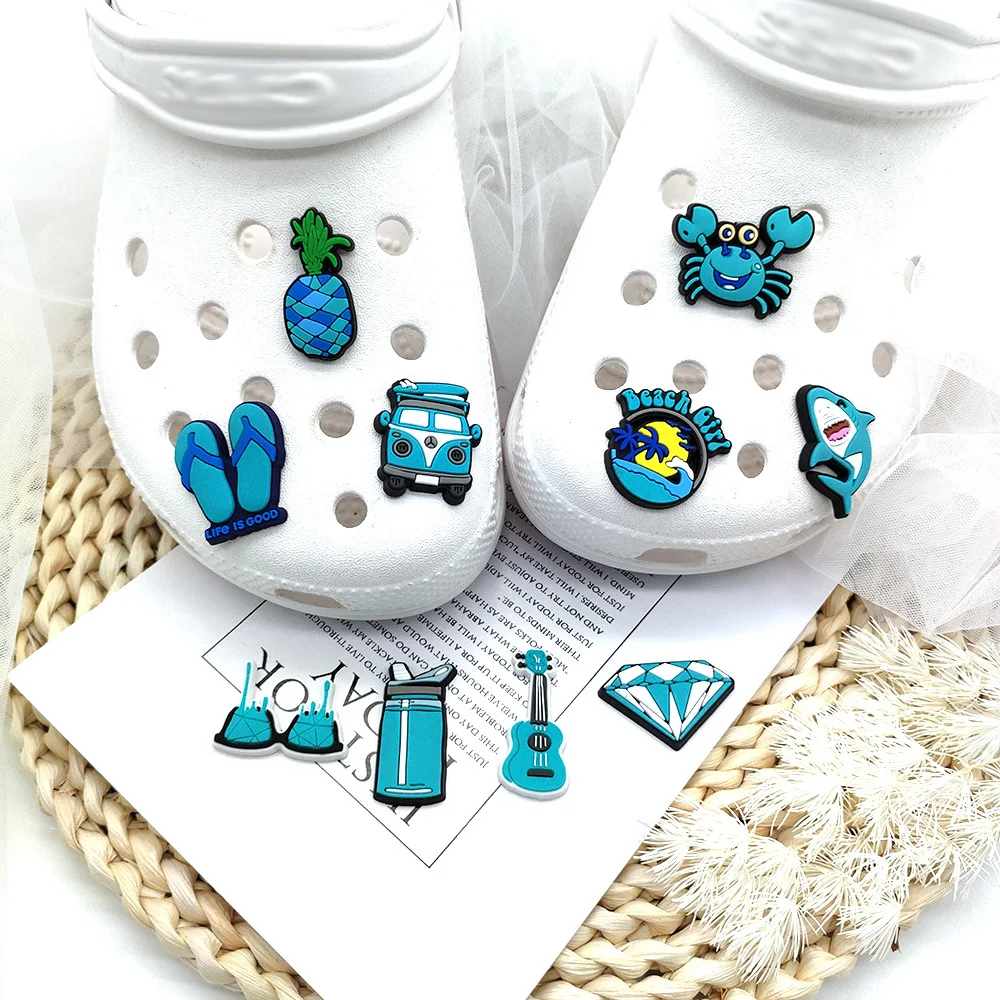 Blue Fresh PVC Soft Rubber Decorative Buckle Shoe Charms Accessories for Crocs Sandals DIY Y2k Fashion Toys Anime Cartoon Frind
Blue Fresh PVC Soft Rubber Decorative Buckle Shoe Charms Accessories for Crocs Sandals DIY Y2k Fashion Toys Anime Cartoon Frind