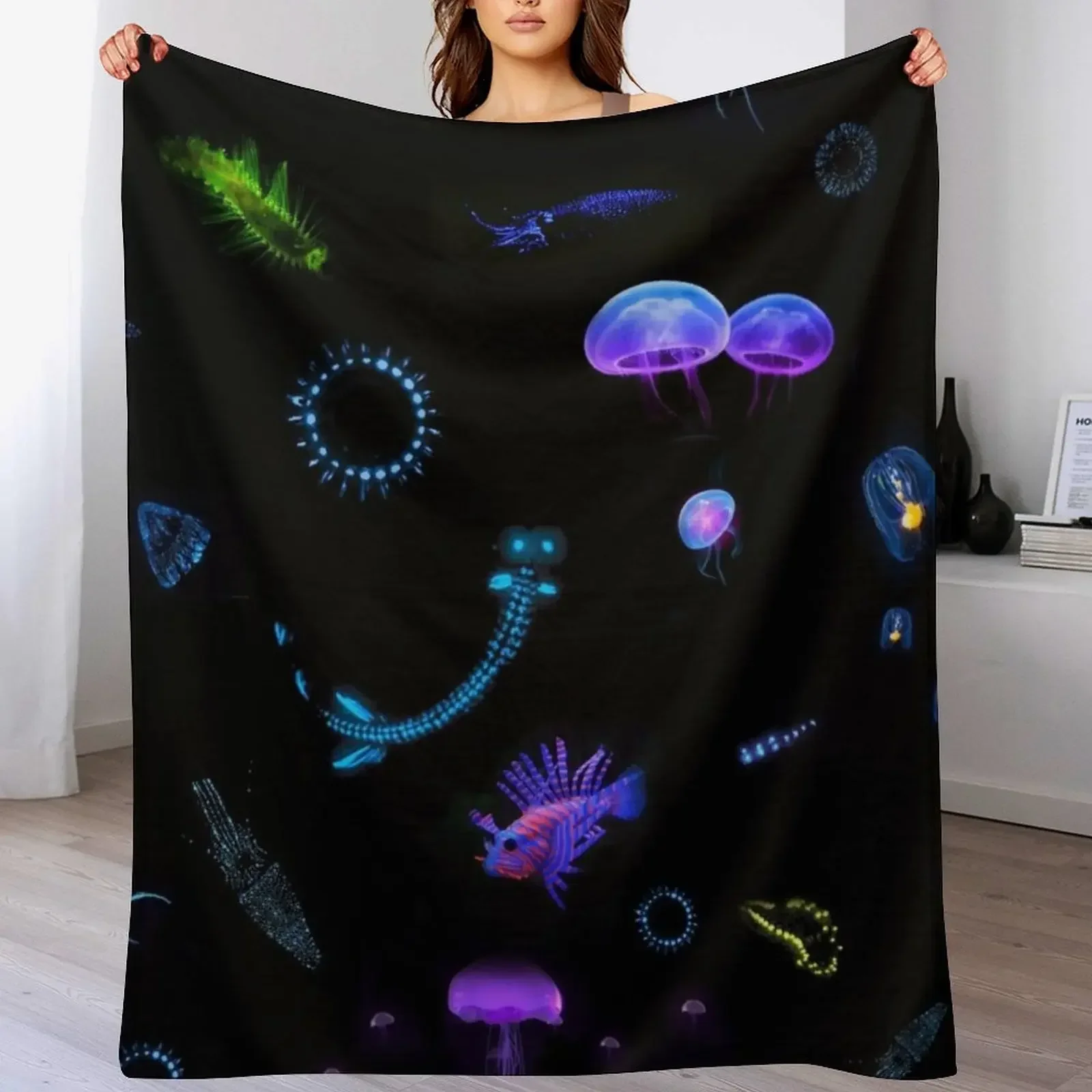 Deep sea creature Throw Blanket Sofas Thins cosplay anime Fashion Sofas Blankets
Deep sea creature Throw Blanket Sofas Thins cosplay anime Fashion Sofas Blankets