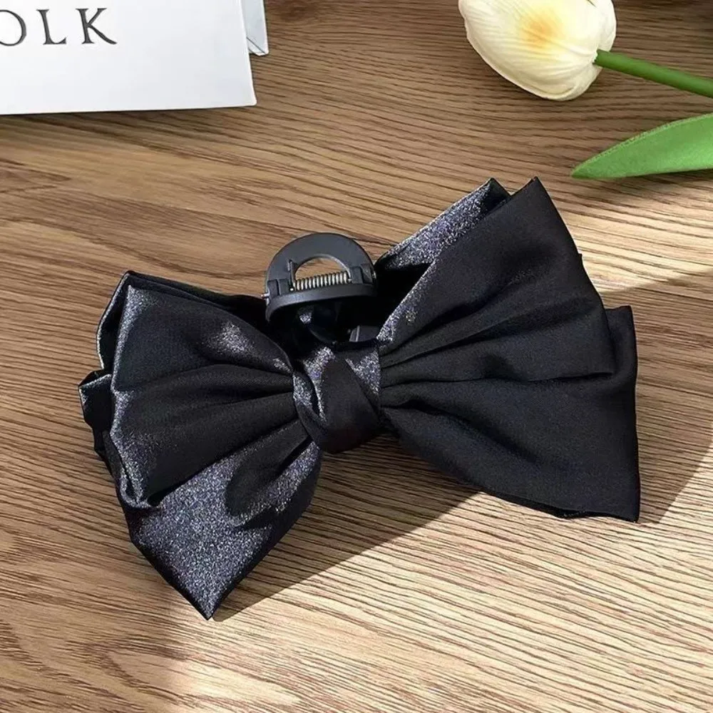 New Solid Color Bowknot Hair Clip Double Sided Large Size Hair Claw Clip Elegant Shark Clip Women Headwear
New Solid Color Bowknot Hair Clip Double Sided Large Size Hair Claw Clip Elegant Shark Clip Women Headwear
