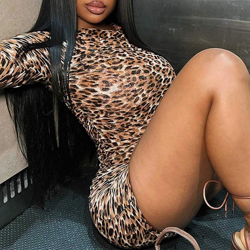 OMSJ 2025 хипстерский модный комбинезон с леопардовым принтом, шорты, женский плиссированный облегающий комбинезон, цельная одежда с длинными рукавами
OMSJ 2025 хипстерский модный комбинезон с леопардовым принтом, шорты, женский плиссированный облегающий комбинезон, цельная одежда с длинными рукавами