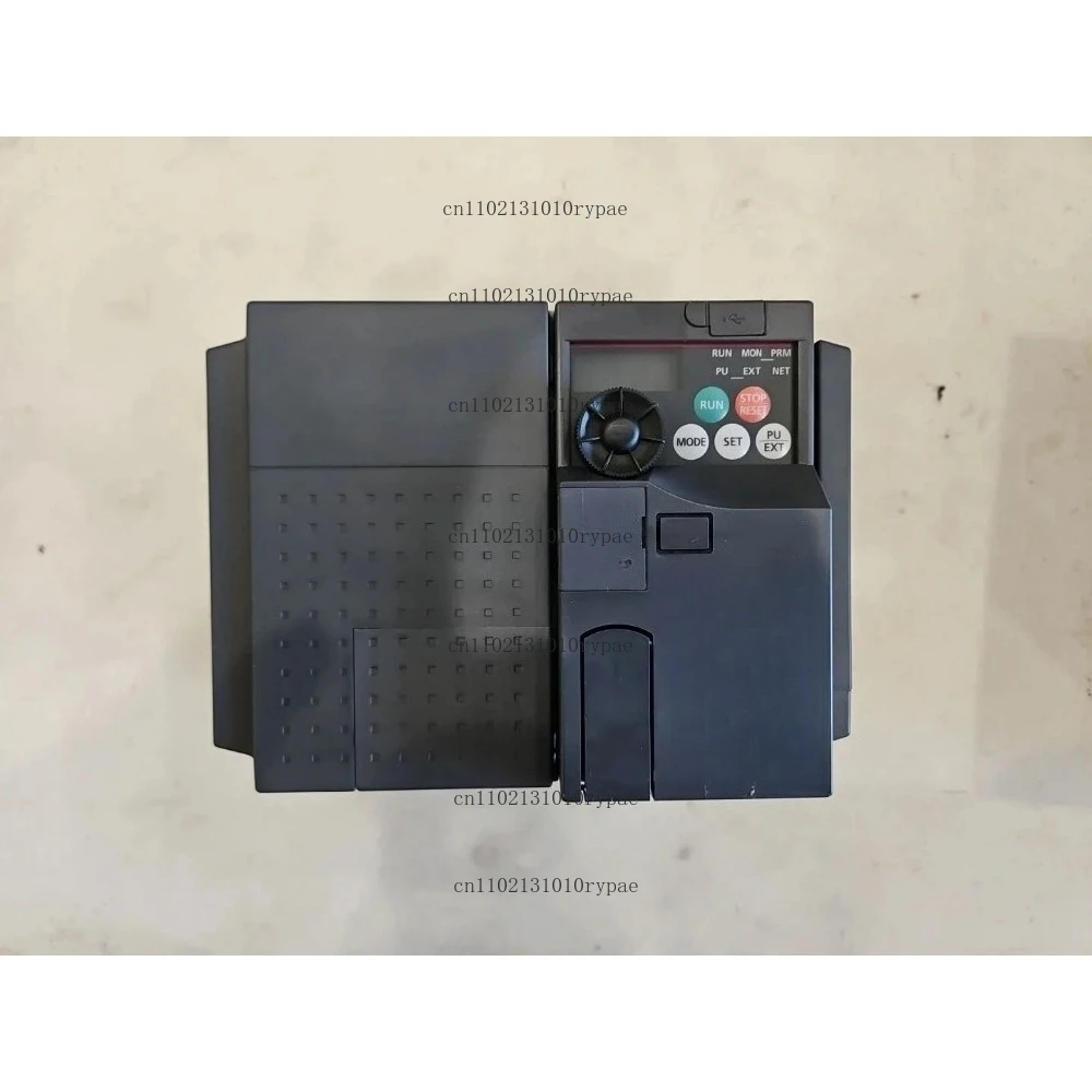 Original supply 3.7KW, FR-E740-095SC-EC variable frequency driver
Original supply 3.7KW, FR-E740-095SC-EC variable frequency driver