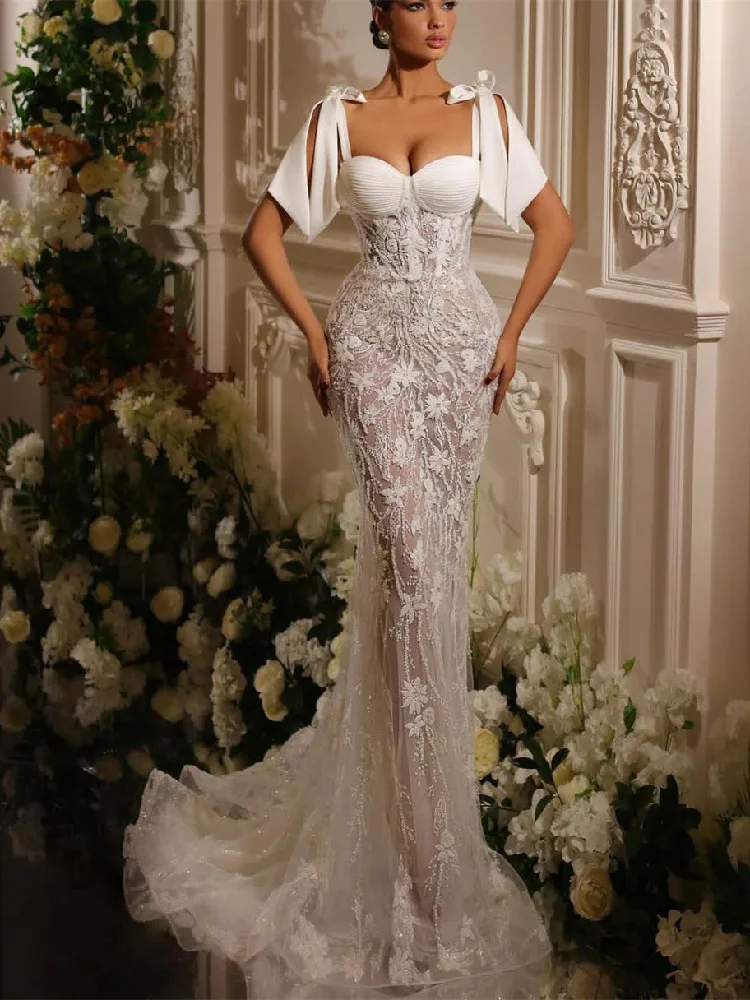 Mermaid Wedding Dresses Sleeveless V Neck Straps 3D Lace Satin Hollow Sequins Beaded Appliques Bridal Gowns Vestina De Novia
Mermaid Wedding Dresses Sleeveless V Neck Straps 3D Lace Satin Hollow Sequins Beaded Appliques Bridal Gowns Vestina De Novia