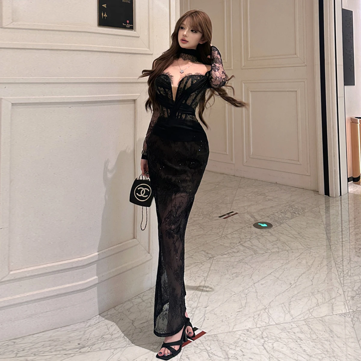 Ele Сексуальное кружевное длинное платье-свик с глубоким вырезом, облегающее платье, стильное женственное бальное платье, длинная юбка для свиданий и пар.
Ele Сексуальное кружевное длинное платье-свик с глубоким вырезом, облегающее платье, стильное женственное бальное платье, длинная юбка для свиданий и пар.