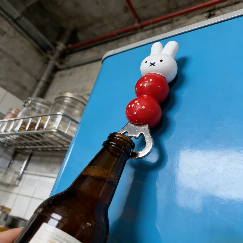 Горячая новинка: Магнитная открывалка для бутылок из серии Miffy. Креативная и изысканная открывалка для бутылок. Товары для дома.
Горячая новинка: Магнитная открывалка для бутылок из серии Miffy. Креативная и изысканная открывалка для бутылок. Товары для дома.