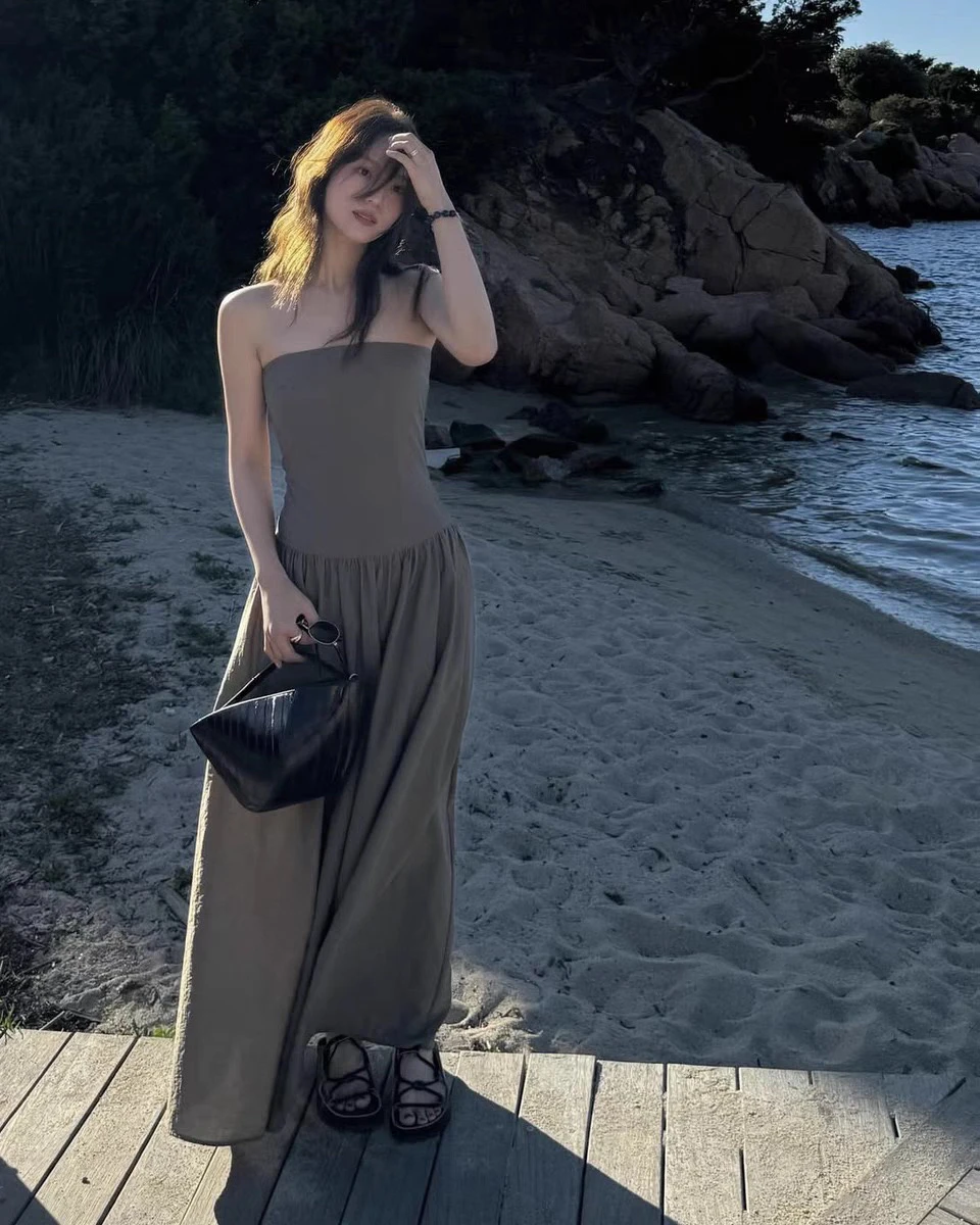 Elegant Summer Long One Shoulder Midi Dress Vacation Style Cotton Blend Sleeveless High Waist A-Line Skirt Casual Wear
Elegant Summer Long One Shoulder Midi Dress Vacation Style Cotton Blend Sleeveless High Waist A-Line Skirt Casual Wear
