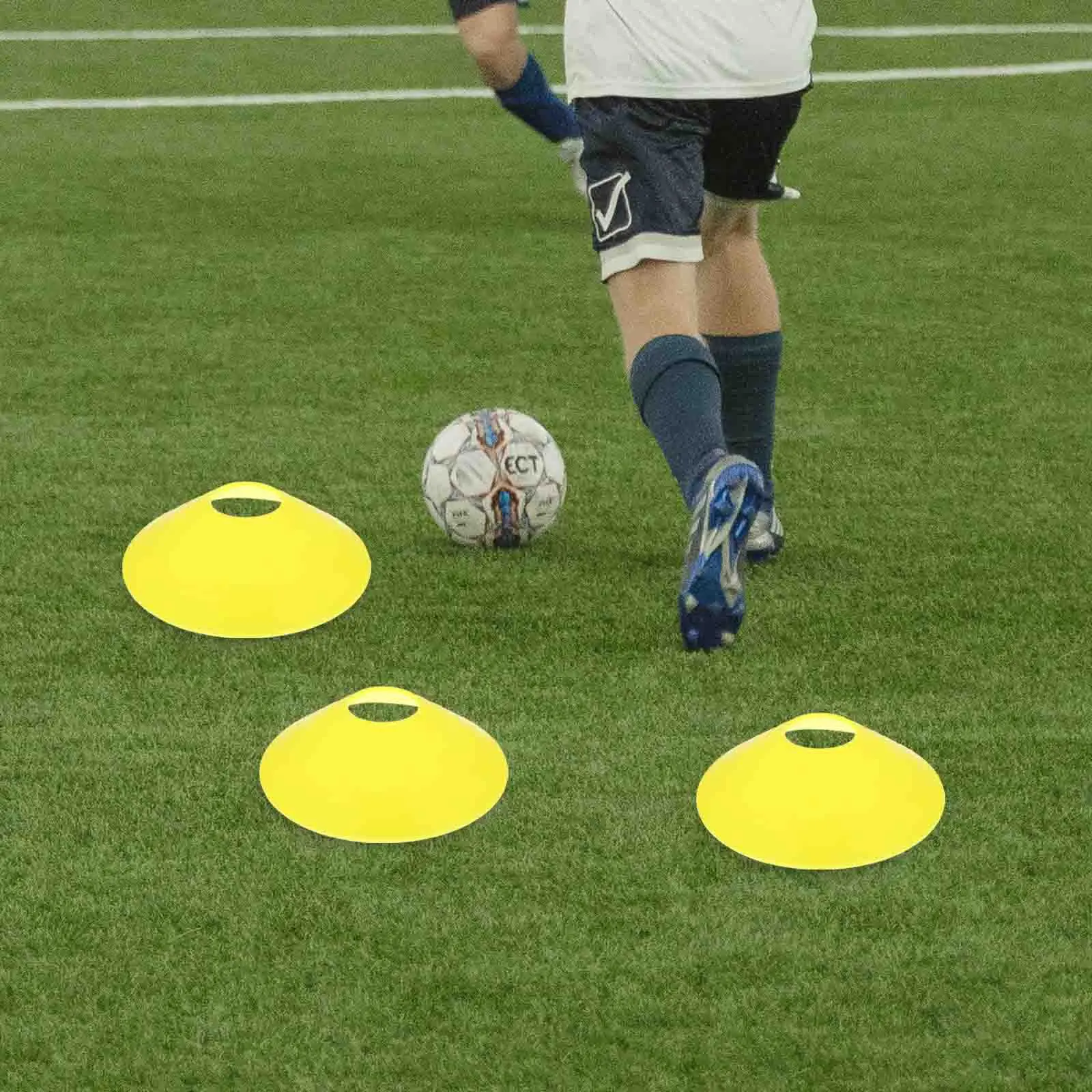 12 Pcs Football Cones Soccer Training Equipment PE Material Multi function Agility Cones Sports Accessory Team Gear
12 Pcs Football Cones Soccer Training Equipment PE Material Multi function Agility Cones Sports Accessory Team Gear