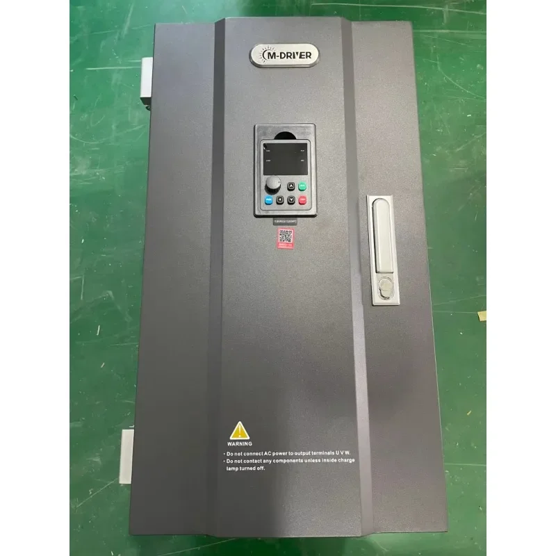 【Factory】High Performance 3 Phase VFD Vector Control Ac Drives 110kw 132kw Frequency Converters
【Factory】High Performance 3 Phase VFD Vector Control Ac Drives 110kw 132kw Frequency Converters