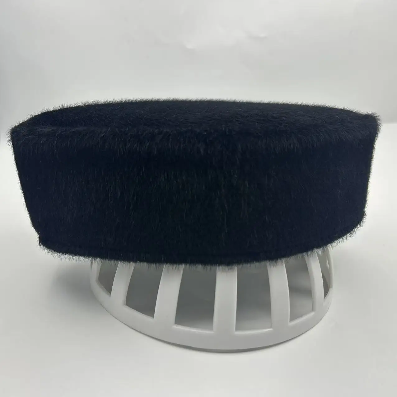 Малайзийские мужские мусульманские головные уборы: турецкие кипы, куфи, саудовские исламские молитвенные шапки. Роскошные летние сетчатые модели 03645.
Малайзийские мужские мусульманские головные уборы: турецкие кипы, куфи, саудовские исламские молитвенные шапки. Роскошные летние сетчатые модели 03645.