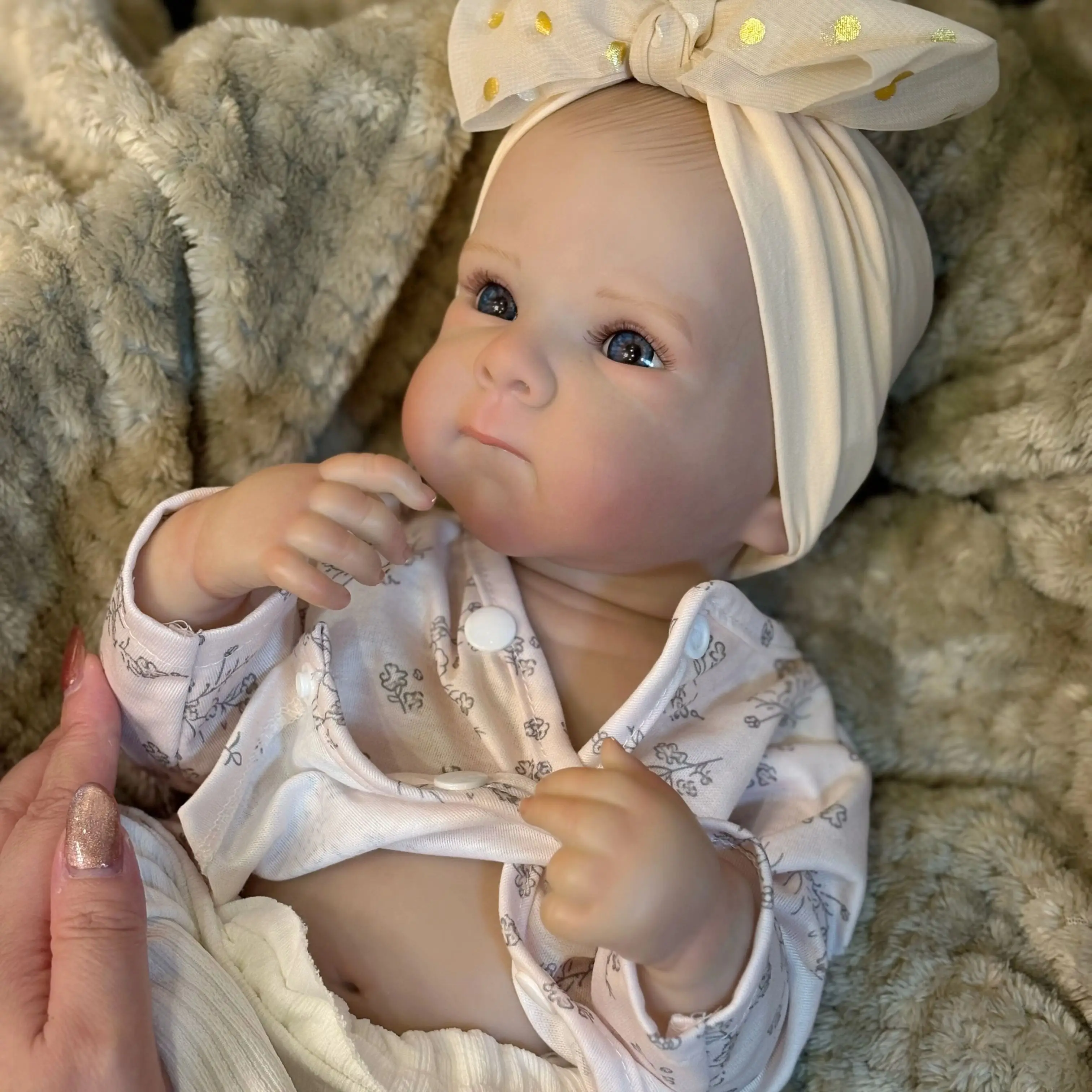 45CM Girl Bettie Full Body Soft Vinyl Reborn Dolls Painted Newborn Baby Doll Toys For Kid's Christmas Gift Muñecas Reborn
45CM Girl Bettie Full Body Soft Vinyl Reborn Dolls Painted Newborn Baby Doll Toys For Kid's Christmas Gift Muñecas Reborn