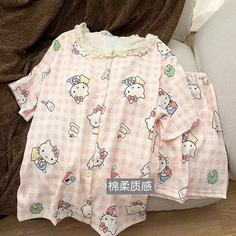 Summer new cloud cotton pink cartoon Hello Kitty short sleeves short trousers pajamas cute loungewear three-piece set
Summer new cloud cotton pink cartoon Hello Kitty short sleeves short trousers pajamas cute loungewear three-piece set