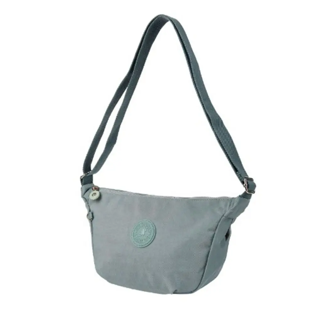 Trendy Portable Sport Crossbody Bag Handbag Adjustable Strap Messenger Bag Wear Resistant Waterproof Women's Shoulder Bag Travel
Trendy Portable Sport Crossbody Bag Handbag Adjustable Strap Messenger Bag Wear Resistant Waterproof Women's Shoulder Bag Travel