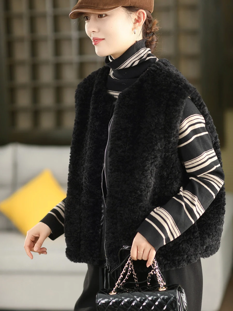 Зимний модный утепленный жилет из искусственного меха под овчину, с замшевой подкладкой, теплый, на молнии, с круглым вырезом, цветной
Зимний модный утепленный жилет из искусственного меха под овчину, с замшевой подкладкой, теплый, на молнии, с круглым вырезом, цветной