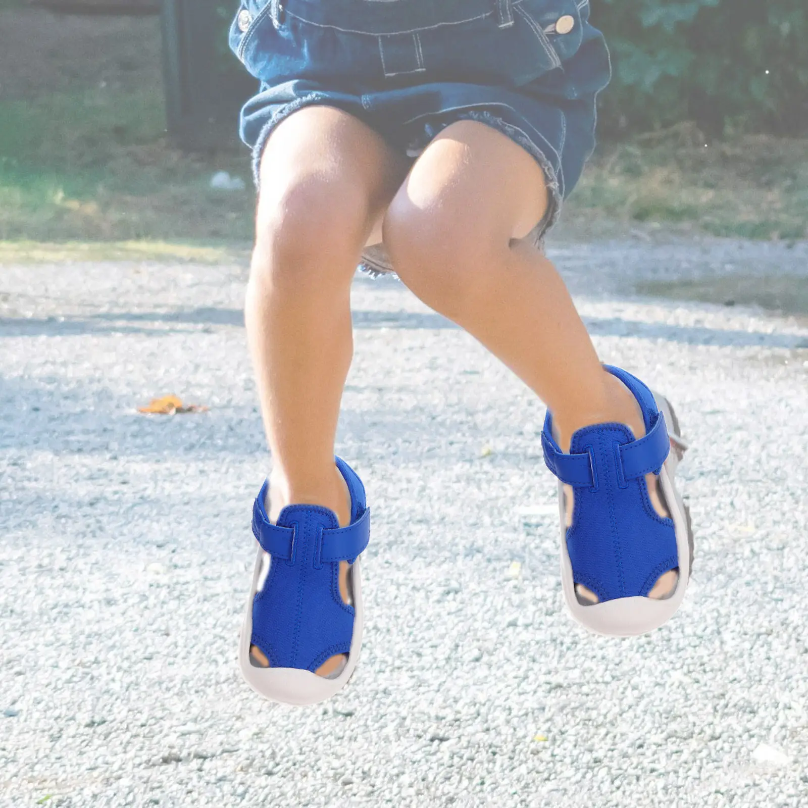 1Pair Kids Sandals Closed Toe Beach Shoes Summer Lightweight Breathable Anti-Bump Anti-Kick Round Toe Cap Stick-on Fastening
1Pair Kids Sandals Closed Toe Beach Shoes Summer Lightweight Breathable Anti-Bump Anti-Kick Round Toe Cap Stick-on Fastening