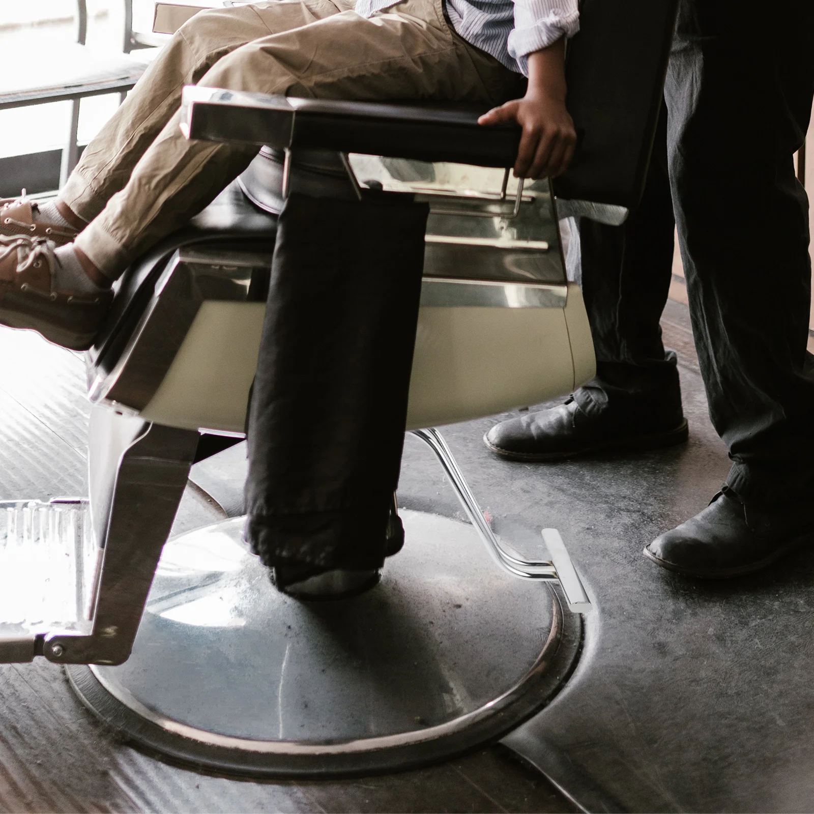 Подъемная подставка для ног для салона, сменная прочная универсальная подставка для ног из нержавеющей стали для педали парикмахерского кресла
Подъемная подставка для ног для салона, сменная прочная универсальная подставка для ног из нержавеющей стали для педали парикмахерского кресла