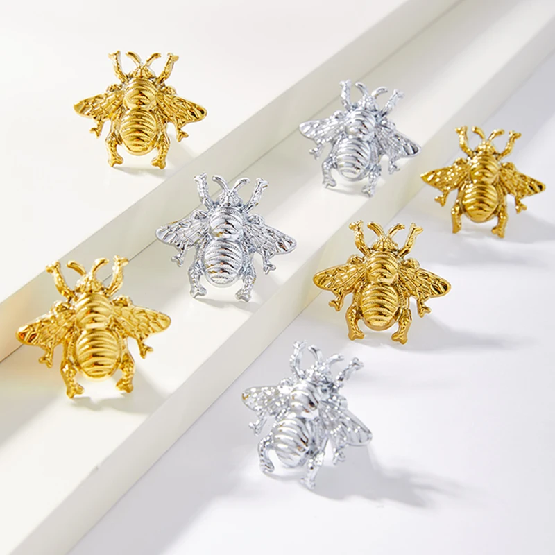 HOT 4PCS Solid Pure Brass Little Bee Furniture Pulls Handle Drawer Knobs Cupboard Wardrobe Kitchen Dresser TV Wine Cabinet Pulls
HOT 4PCS Solid Pure Brass Little Bee Furniture Pulls Handle Drawer Knobs Cupboard Wardrobe Kitchen Dresser TV Wine Cabinet Pulls