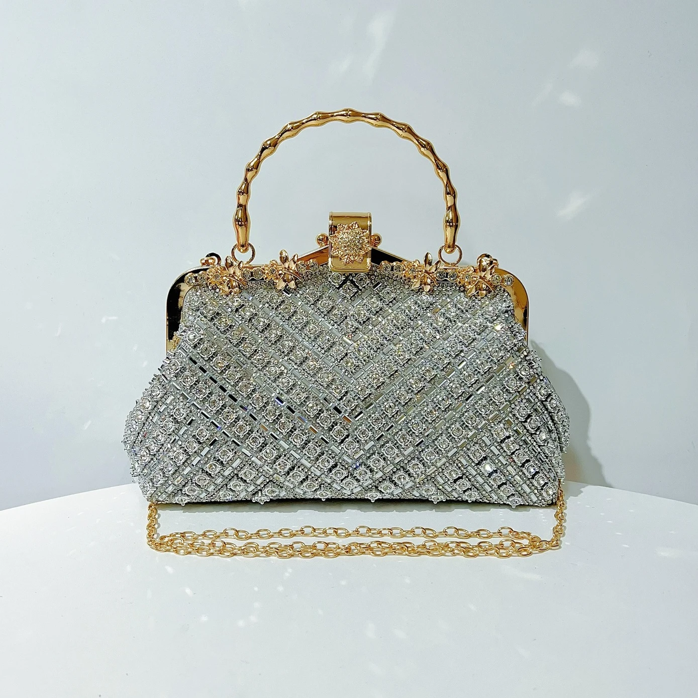 Premium Evening Dress Party Rhinestone Hand Bag Luxury Diamond Chain Dress Birthday Dinner Bag Shoulder Messenger Bag Handbags
Premium Evening Dress Party Rhinestone Hand Bag Luxury Diamond Chain Dress Birthday Dinner Bag Shoulder Messenger Bag Handbags