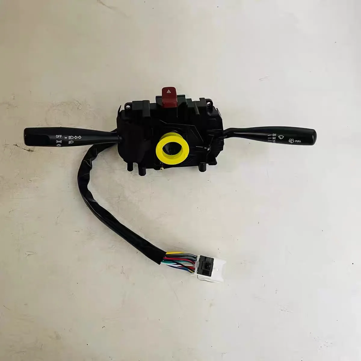 Combination Switch for DFSK Dongfeng Sokon K01 K02 K07 K17 Chana Star 3774010-01 Headlight Wiper Combination Switch Assembly
Combination Switch for DFSK Dongfeng Sokon K01 K02 K07 K17 Chana Star 3774010-01 Headlight Wiper Combination Switch Assembly