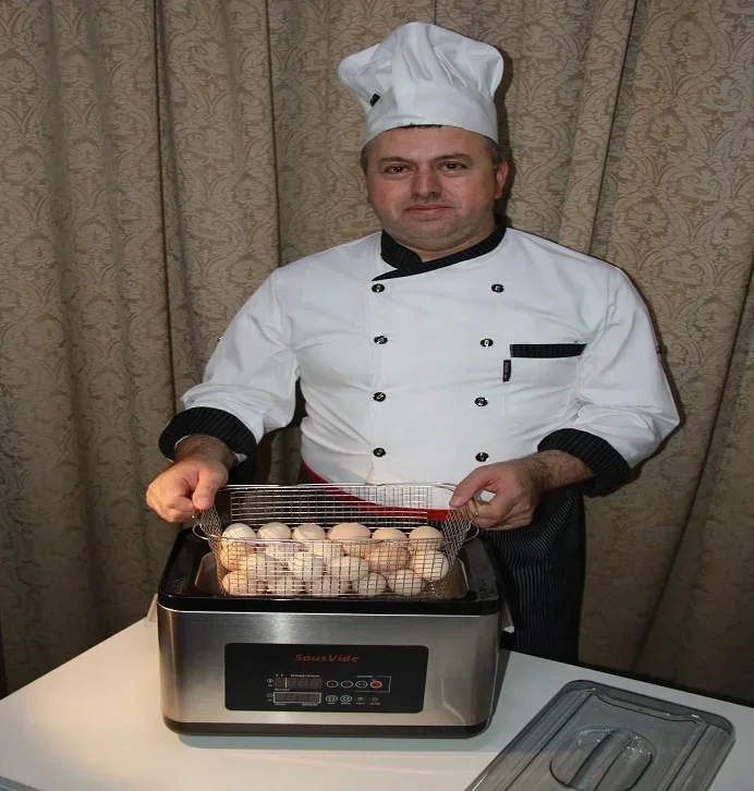 Все резервуары Разно подогрев Точная температура Кулинария Sous Vide Идеальное питание сохранение 6 л SUS304 водяная баня Полувареная яйцеварка
Все резервуары Разно подогрев Точная температура Кулинария Sous Vide Идеальное питание сохранение 6 л SUS304 водяная баня Полувареная яйцеварка