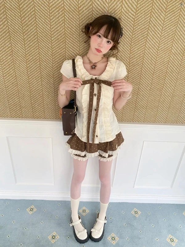 Summer Sweet Mischievous Little Set Brown Polka Dot Puffy Skirt Short Sleeve Ruffle Trim Knot Top Cute Ensemble
Summer Sweet Mischievous Little Set Brown Polka Dot Puffy Skirt Short Sleeve Ruffle Trim Knot Top Cute Ensemble