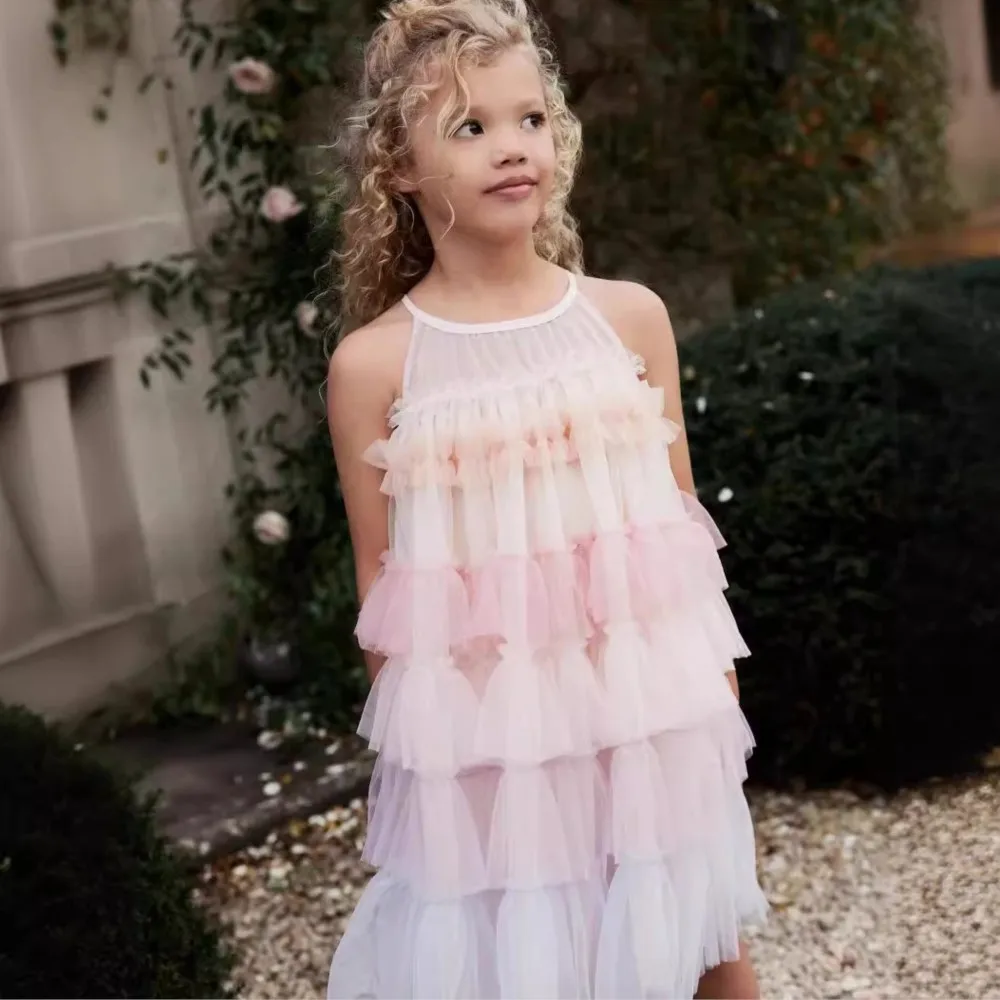 Girls Spring/Summer New Hanging Strap Mesh Dress Elegant Gradient Color Dress Cake Dress
Girls Spring/Summer New Hanging Strap Mesh Dress Elegant Gradient Color Dress Cake Dress