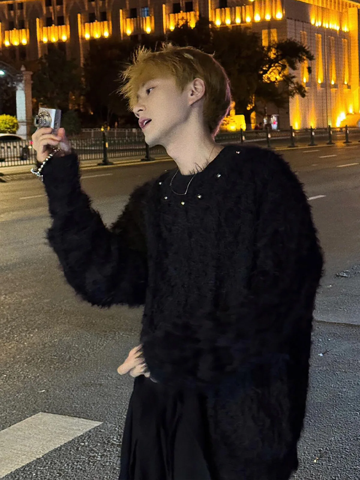 Bla Camere Beaded Knitwear Men's Autumn Winter American Sle High Aosphere Couple Outerwear Cleanfit round Ne Sweater
Bla Camere Beaded Knitwear Men's Autumn Winter American Sle High Aosphere Couple Outerwear Cleanfit round Ne Sweater