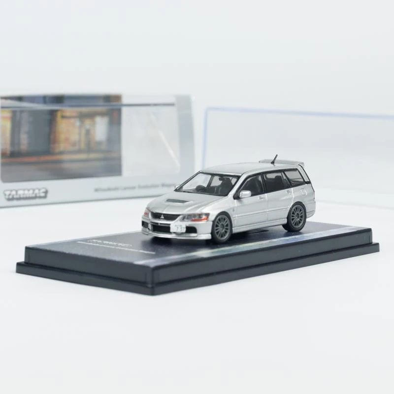 1:64 Scale Lancer Evolution Station Wagon Simulation Alloy Car Model Static Display Collectible Toy Gift Souvenir Decoration
1:64 Scale Lancer Evolution Station Wagon Simulation Alloy Car Model Static Display Collectible Toy Gift Souvenir Decoration