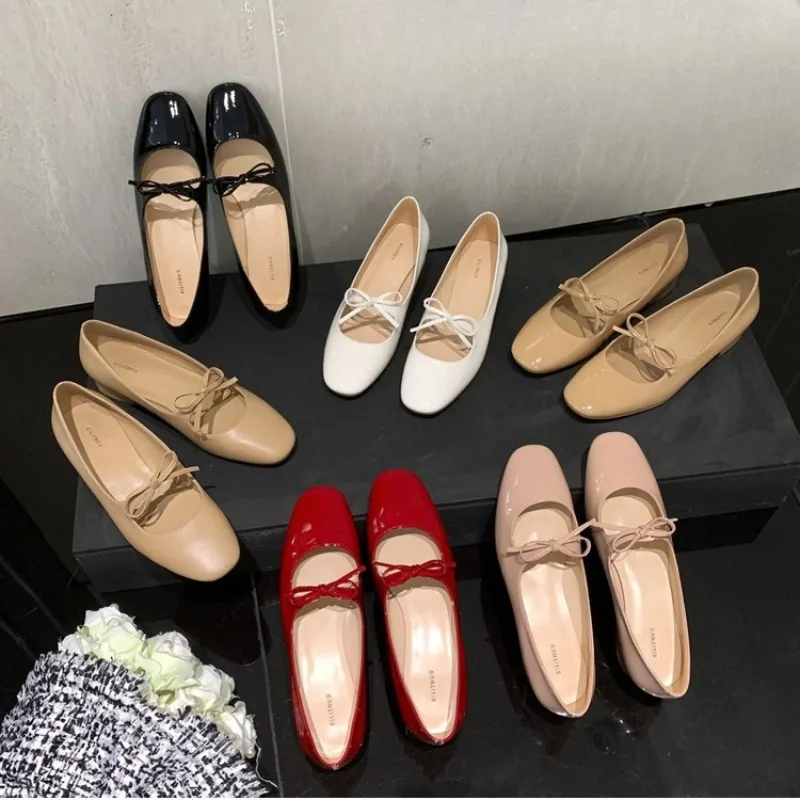 New Women Mary Jane Shoes Exquisite Patent Leather Casual Shoes for Woman Sweet Lolita Flat Shoe Designer Shoes Zapatos De Mujer
New Women Mary Jane Shoes Exquisite Patent Leather Casual Shoes for Woman Sweet Lolita Flat Shoe Designer Shoes Zapatos De Mujer