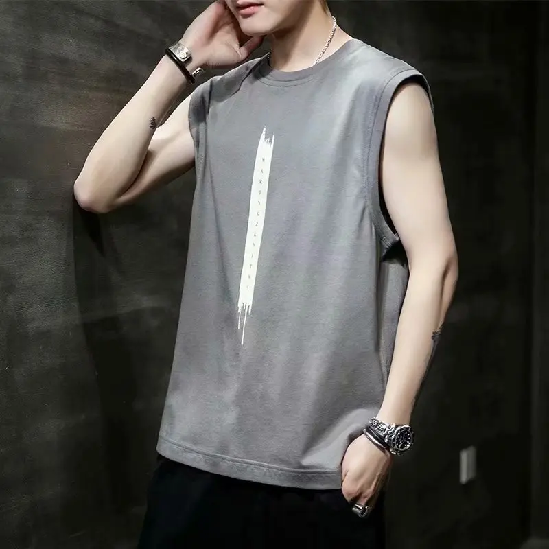 Handsome Sleeveless Round Neck T-shirt Men Summer Trend Thin Style Printing Waistcoat Loose Motion Vest Casual Affordable Tops
Handsome Sleeveless Round Neck T-shirt Men Summer Trend Thin Style Printing Waistcoat Loose Motion Vest Casual Affordable Tops