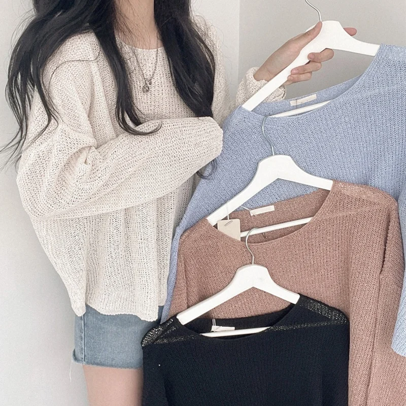 Chic Summer Ice Silk Long Sve Knitted Top Loose Fit Lightweight round Ne T-irt Women's Faionable Sun Protection
Chic Summer Ice Silk Long Sve Knitted Top Loose Fit Lightweight round Ne T-irt Women's Faionable Sun Protection