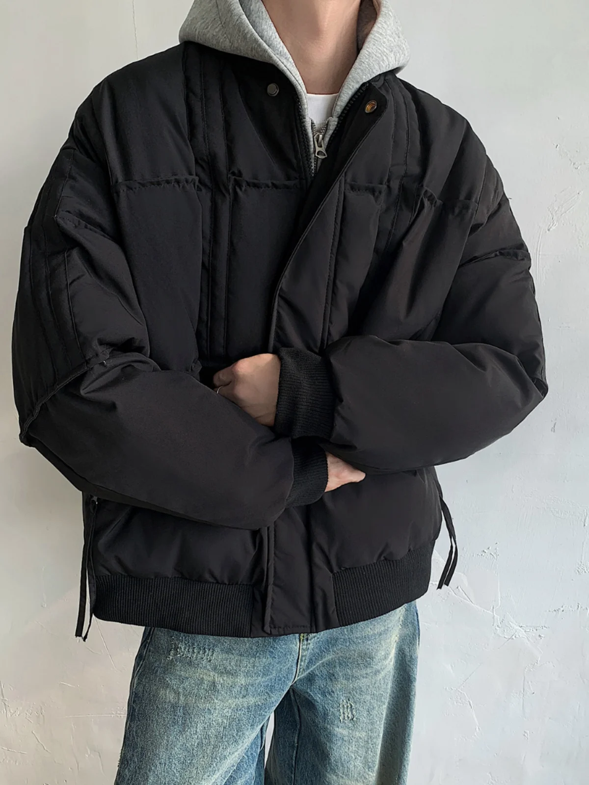 Мужская зимняя утепленная куртка-бомбер American Style Pilot из хлопка с воротником-стойкой, свободного кроя, повседневная, с хлопковым наполнителем
Мужская зимняя утепленная куртка-бомбер American Style Pilot из хлопка с воротником-стойкой, свободного кроя, повседневная, с хлопковым наполнителем