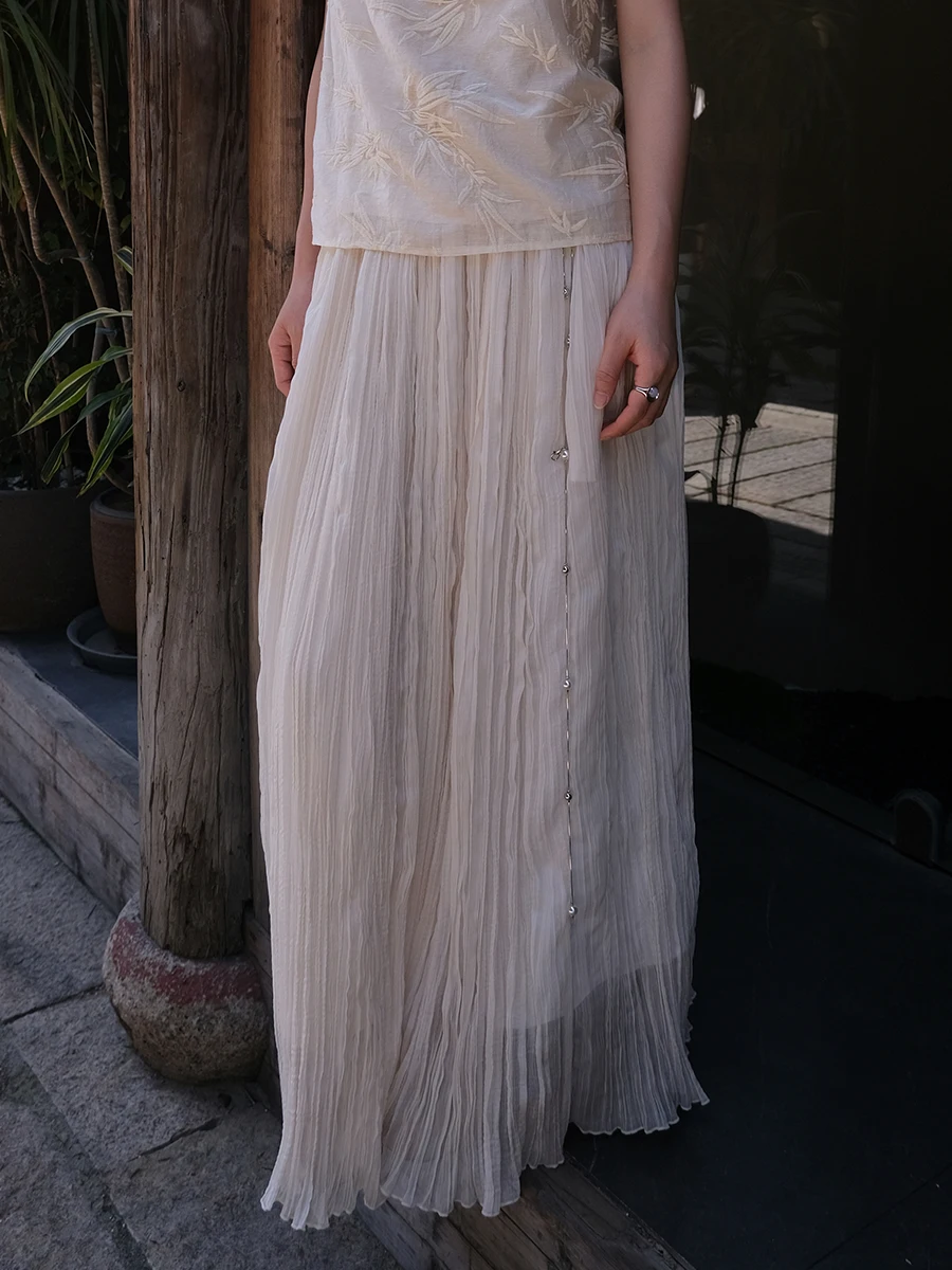 Chic Pearl Chain Half Skirt with Pleats Moon White Cold Tone Long A-Line Skirt for Women Polyester Fiber mid Waist Design
Chic Pearl Chain Half Skirt with Pleats Moon White Cold Tone Long A-Line Skirt for Women Polyester Fiber mid Waist Design