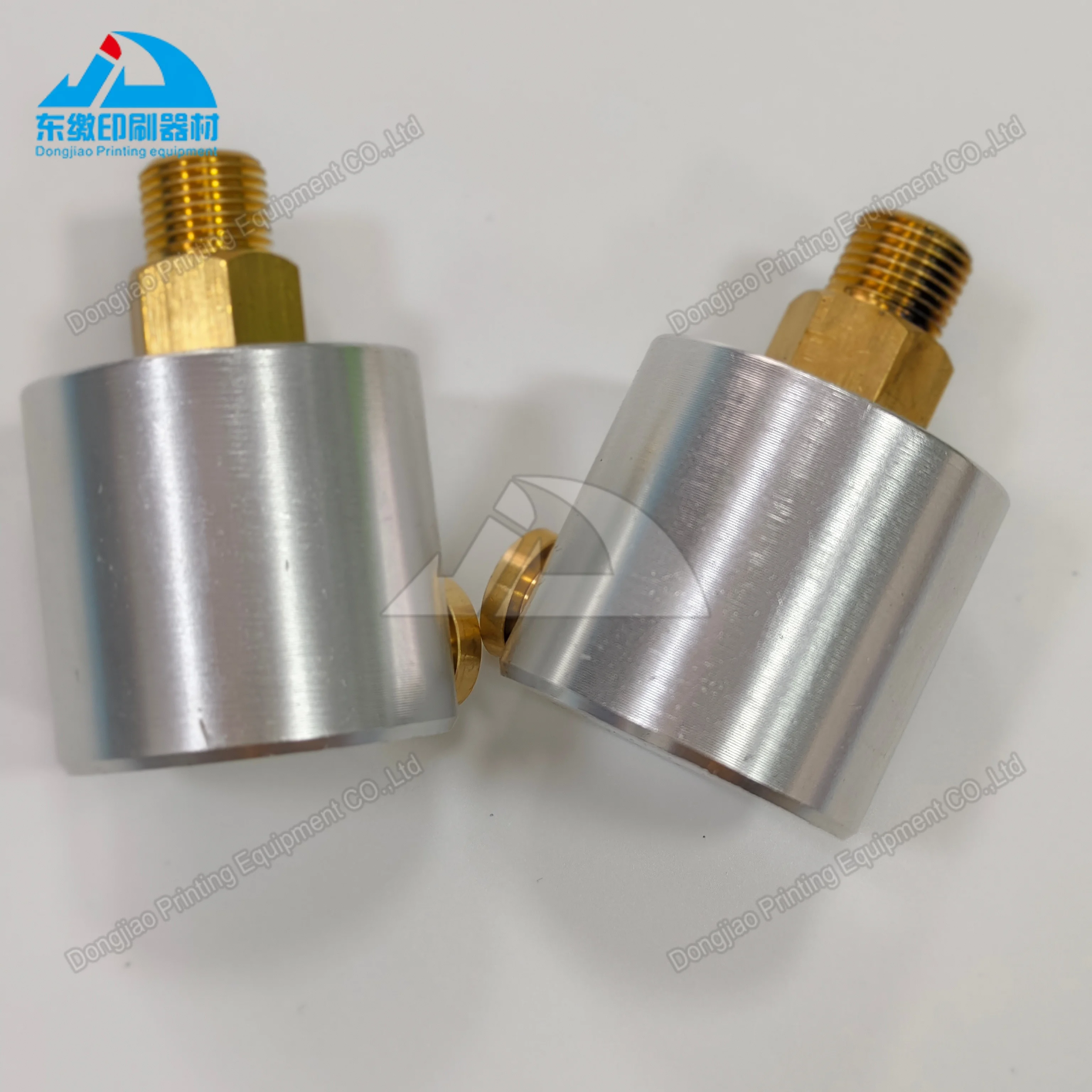 Pnumatric Rotary Connector 094K024650 for Roland 700 Printing Machinery Spare Parts Air Cylinder Rotary Valve
Pnumatric Rotary Connector 094K024650 for Roland 700 Printing Machinery Spare Parts Air Cylinder Rotary Valve