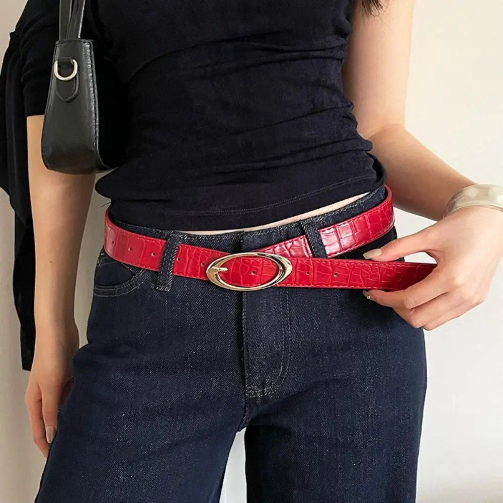 Fashionable Designer Women's Belt PU Leather Red Black Lychee Pattern Waist Belt Luxury Casual Dress Jeans Belt Streetwear
Fashionable Designer Women's Belt PU Leather Red Black Lychee Pattern Waist Belt Luxury Casual Dress Jeans Belt Streetwear