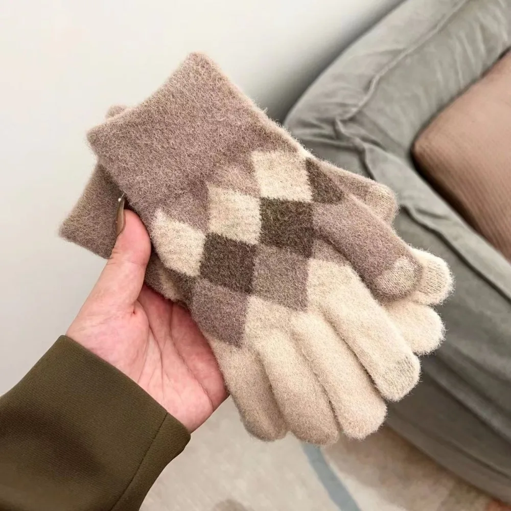 Новые сохраняющие тепло вязаные перчатки с сенсорным экраном, морозостойкие женские перчатки, ветрозащитные варежки с длинными пальцами, женские
Новые сохраняющие тепло вязаные перчатки с сенсорным экраном, морозостойкие женские перчатки, ветрозащитные варежки с длинными пальцами, женские