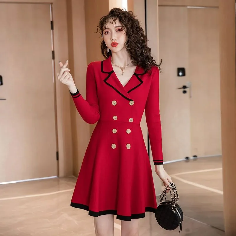 Women Pure Desire Style Dress 2024 Spring New Female Elegant Slim Skirt Casual Fashion Double-breasted Solid Color A- Line Skirt
Women Pure Desire Style Dress 2024 Spring New Female Elegant Slim Skirt Casual Fashion Double-breasted Solid Color A- Line Skirt