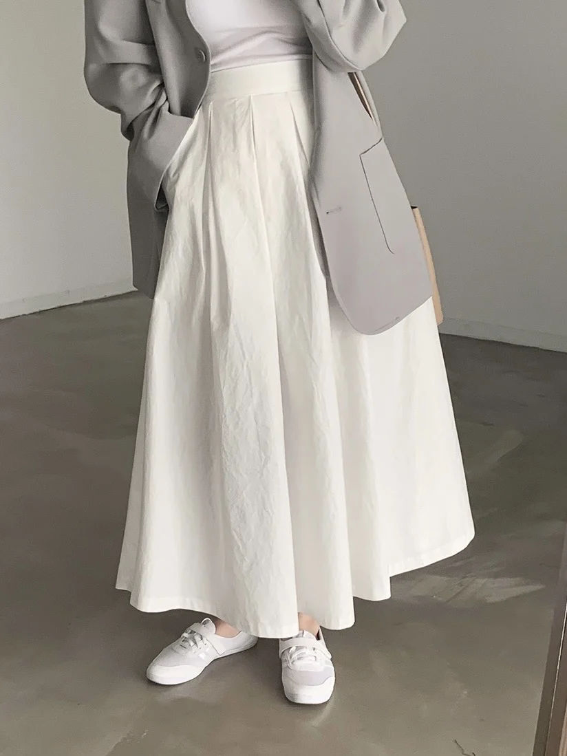 Chic Women's Pleated Loose Fit High Waist A-Line Skirt with Back Elastic Waistband Slimming Simple Versatile Hip Covering Lon...
Chic Women's Pleated Loose Fit High Waist A-Line Skirt with Back Elastic Waistband Slimming Simple Versatile Hip Covering Lon...