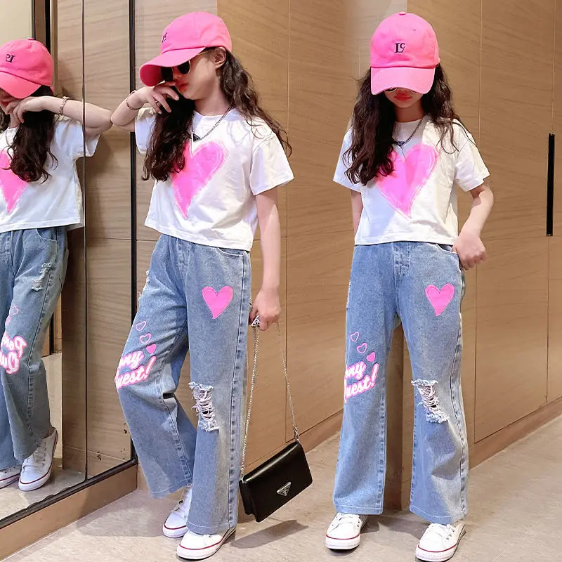 New Summer Toddler Kids Baby Girls Clothes Tracksuit Sets Lace Short Sleeve Heart Print T Shirts Tops + Denim Pants Outfits 2pcs
New Summer Toddler Kids Baby Girls Clothes Tracksuit Sets Lace Short Sleeve Heart Print T Shirts Tops + Denim Pants Outfits 2pcs