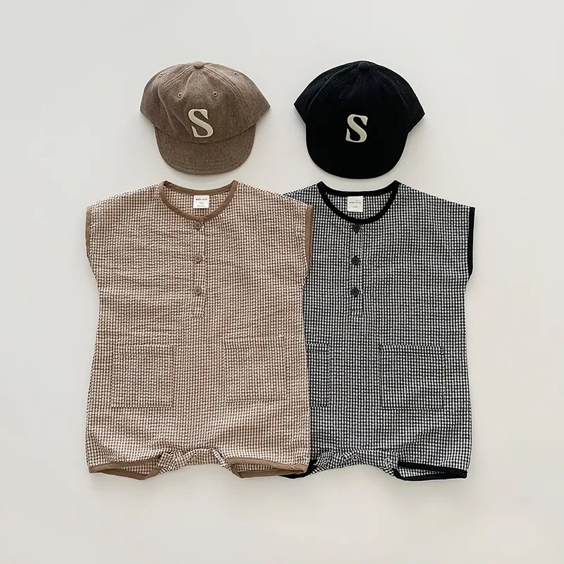 Летний новый комбинезон-боди без рукавов для малышей 2026 года, хлопковый, в клетку, свободный, повседневный, для новорожденных и малышей, 0-24 месяца
Летний новый комбинезон-боди без рукавов для малышей 2026 года, хлопковый, в клетку, свободный, повседневный, для новорожденных и малышей, 0-24 месяца