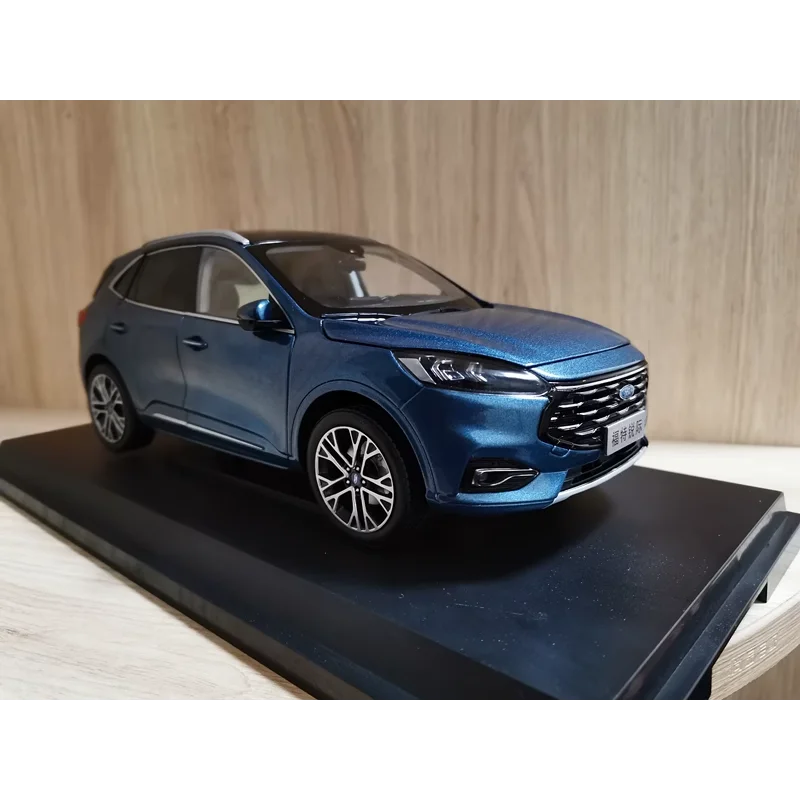 Diecast 1:18 Scale Changan FORD ESCAPE Alloy Car Model Collectible Toy Gift Souvenir Display Ornament
Diecast 1:18 Scale Changan FORD ESCAPE Alloy Car Model Collectible Toy Gift Souvenir Display Ornament