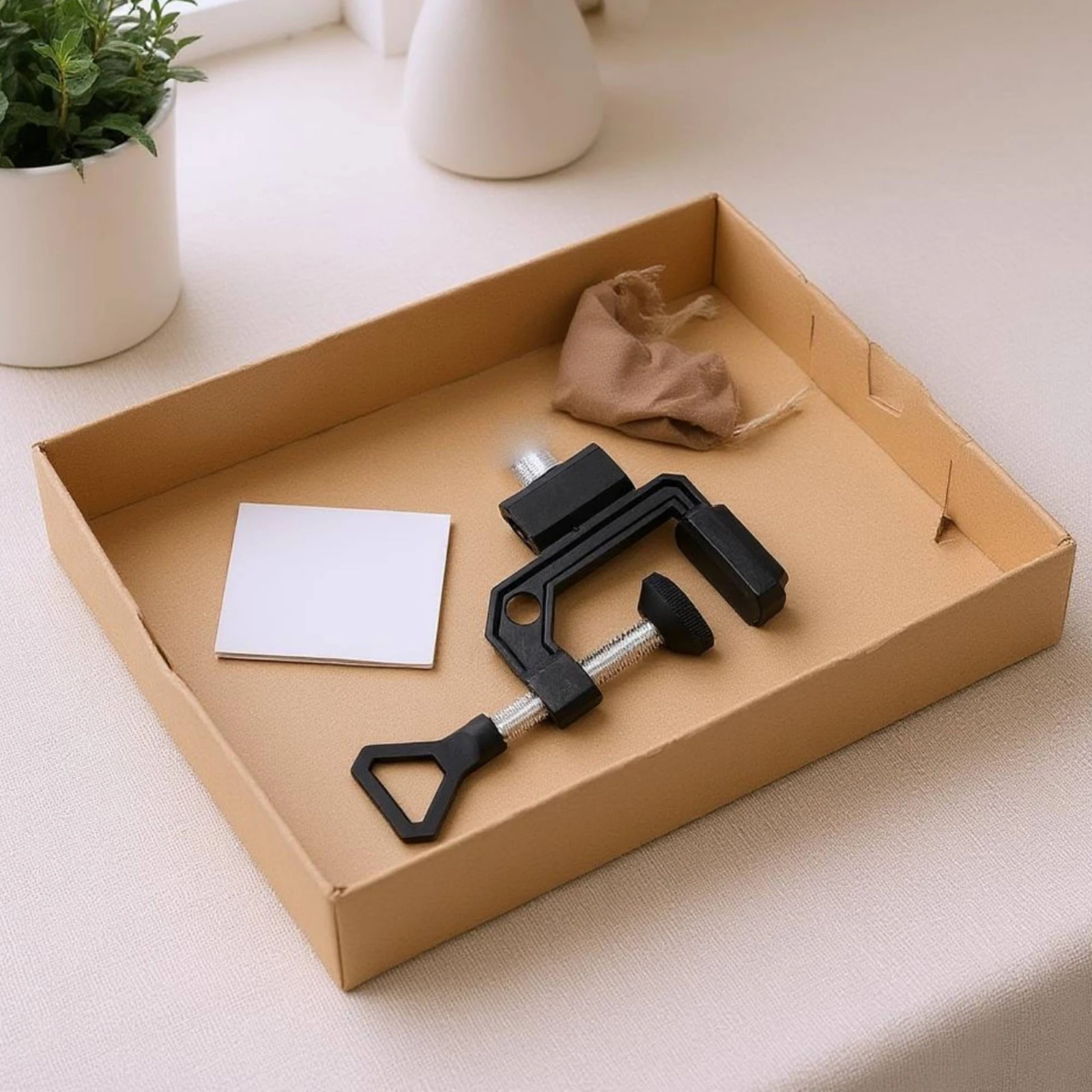 Adjustable Table Clamp Threaded Tightening Knob Table Clamp Mount Hardware Tool Black Triangular Hand Grip
Adjustable Table Clamp Threaded Tightening Knob Table Clamp Mount Hardware Tool Black Triangular Hand Grip