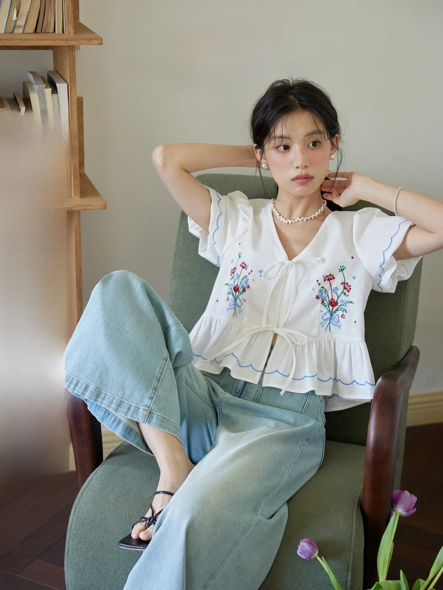 ORWhite Retro ort Sve Embroidered Design Women's irt Summer 2025 Commute Top Cotton Linen Blend Slim Fit V-Ne Button-Up
ORWhite Retro ort Sve Embroidered Design Women's irt Summer 2025 Commute Top Cotton Linen Blend Slim Fit V-Ne Button-Up