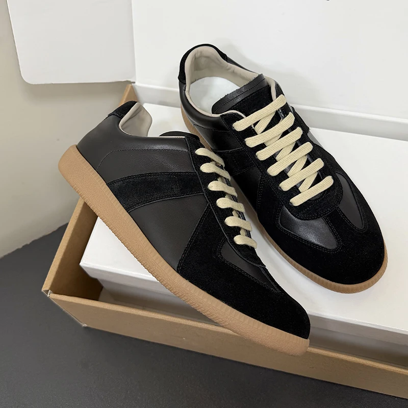 Men's Retro German Trainer Sneakers Genuine Leather Flat Shoes Vintage Lace Up Casual Sneakers Daily Walking Sports Trainers
Men's Retro German Trainer Sneakers Genuine Leather Flat Shoes Vintage Lace Up Casual Sneakers Daily Walking Sports Trainers