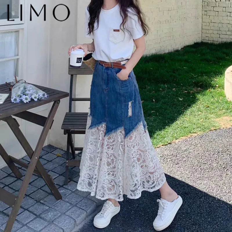 LIMO Blue Denim Lace Patchwork Skirt Slim Fit Sexy Irregular Fringe Casual Elegant Spring Summer 2025 Fashionable High Quality
LIMO Blue Denim Lace Patchwork Skirt Slim Fit Sexy Irregular Fringe Casual Elegant Spring Summer 2025 Fashionable High Quality