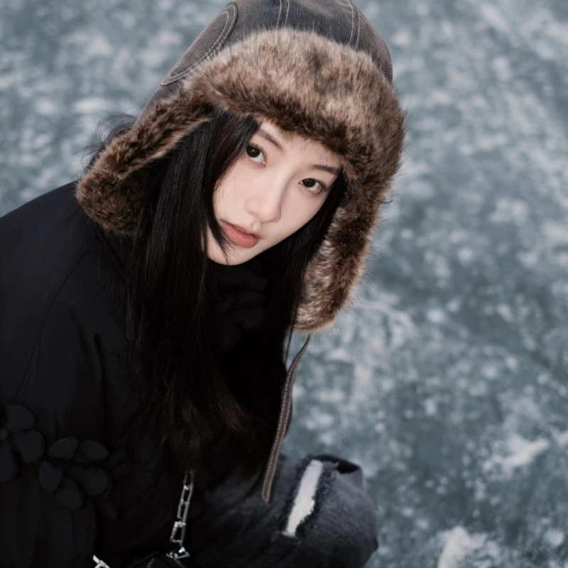 Winter Accessories Plush Bomber Hats Russian Man Warm Leather Hat Male Pilot Caps Y2k Hip Hop Grunge Kpop Earflap Hat Women
Winter Accessories Plush Bomber Hats Russian Man Warm Leather Hat Male Pilot Caps Y2k Hip Hop Grunge Kpop Earflap Hat Women