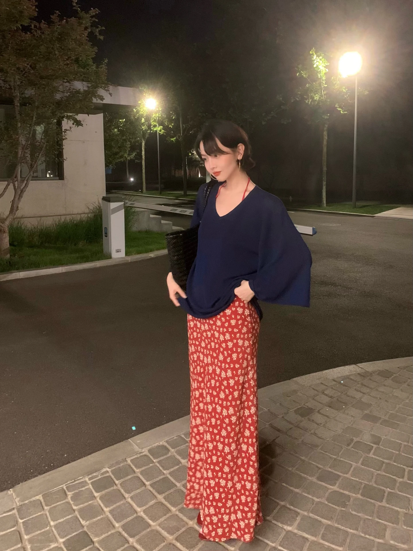 High Waist Floral Print Hong Kong Style Long Skirt Women's Wrap Bodycon Half-length Summer Vintage Commute Polyester Fiber
High Waist Floral Print Hong Kong Style Long Skirt Women's Wrap Bodycon Half-length Summer Vintage Commute Polyester Fiber