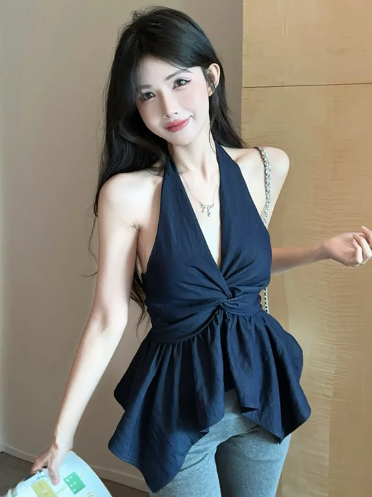 Slim Fit Denim Halter Neck Top Women's Summer New Design Deep V-Neck Pure Desire Style Sexy Vest Short Length Color
Slim Fit Denim Halter Neck Top Women's Summer New Design Deep V-Neck Pure Desire Style Sexy Vest Short Length Color