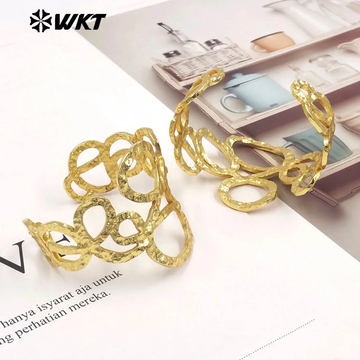 WT-B716 2026 Sweet Gentle New Yellow Brass 59mm Can Be Adjustable Bangle With 18k Real Gold Plated For Women
WT-B716 2026 Sweet Gentle New Yellow Brass 59mm Can Be Adjustable Bangle With 18k Real Gold Plated For Women