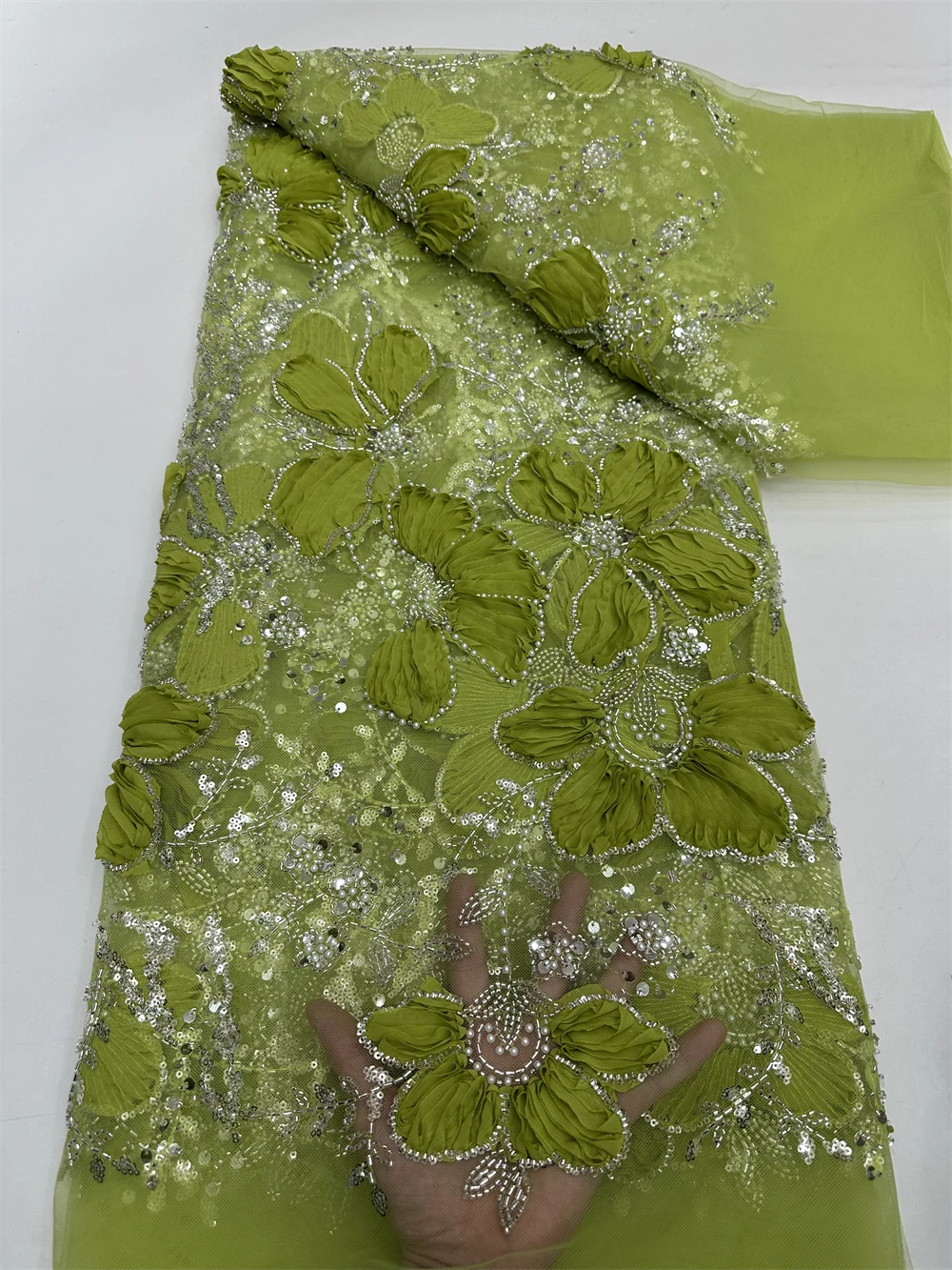 African 3D Flower Beaded Fabric, Sequins Embroidery, French Tulle, Mesh Lace Fabric for Wedding, Luxury Fashion,5 Yards
African 3D Flower Beaded Fabric, Sequins Embroidery, French Tulle, Mesh Lace Fabric for Wedding, Luxury Fashion,5 Yards