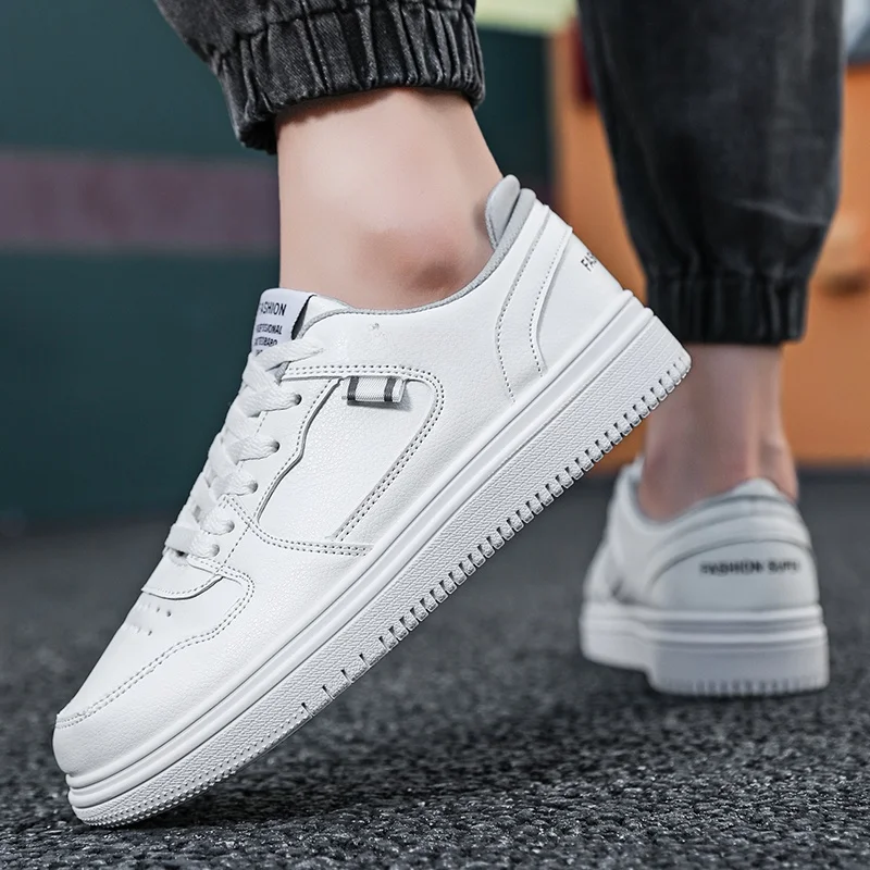 Trendy Breathable Sports Shoes for Men Summer Casual Slip-On round Toe Flat Heel Rubber Outsole PU Leather Upper Cloth
Trendy Breathable Sports Shoes for Men Summer Casual Slip-On round Toe Flat Heel Rubber Outsole PU Leather Upper Cloth